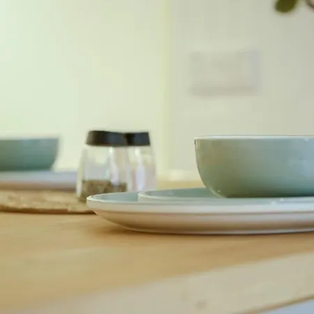 Grange Road Two Bedroom Flat *