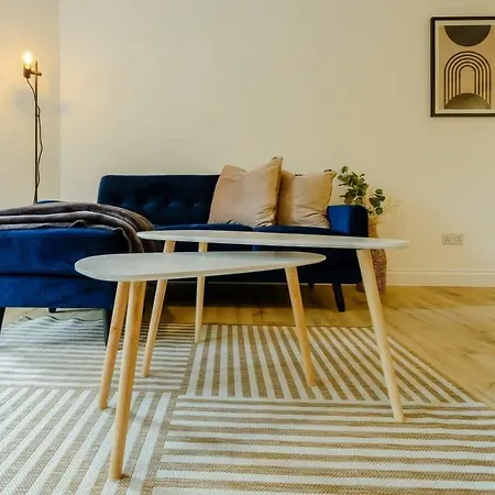 公寓 Grange Road Two Bedroom Flat