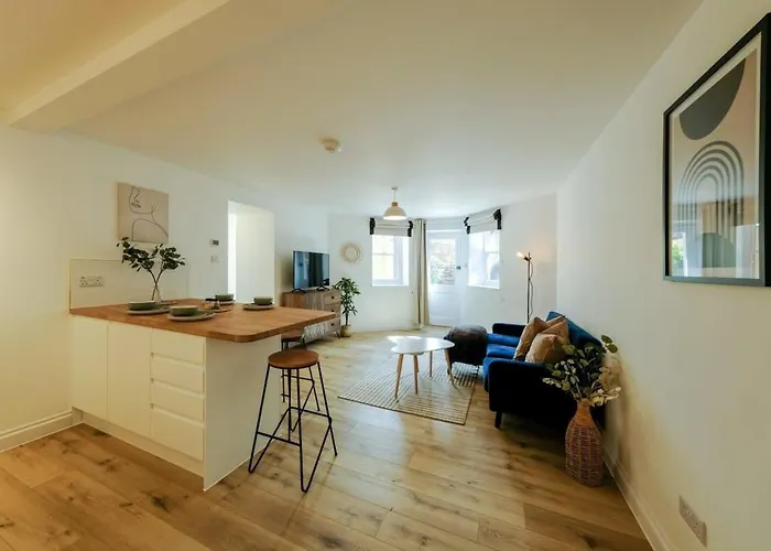 Apartment Grange Road Two Bedroom Flat *