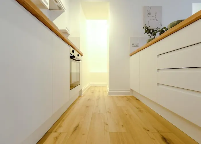 Grange Road Two Bedroom Flat Appartement Bristol